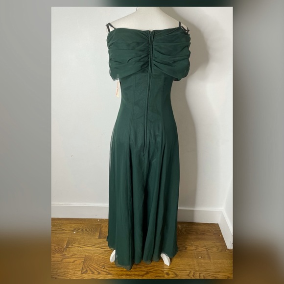 Michaelangelo women's Off the shoulder Dress - Picture 4 of 5